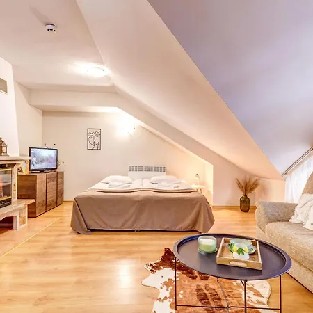 Appartement Alpine Style In The Castle