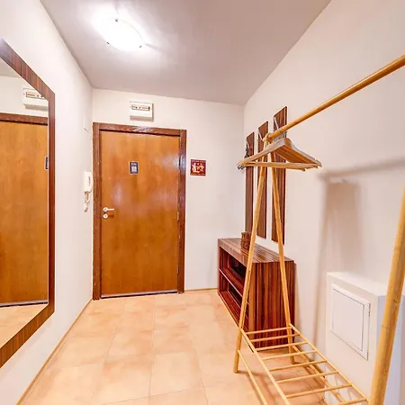 Alpine Style In The Castle Apartment Pamporovo